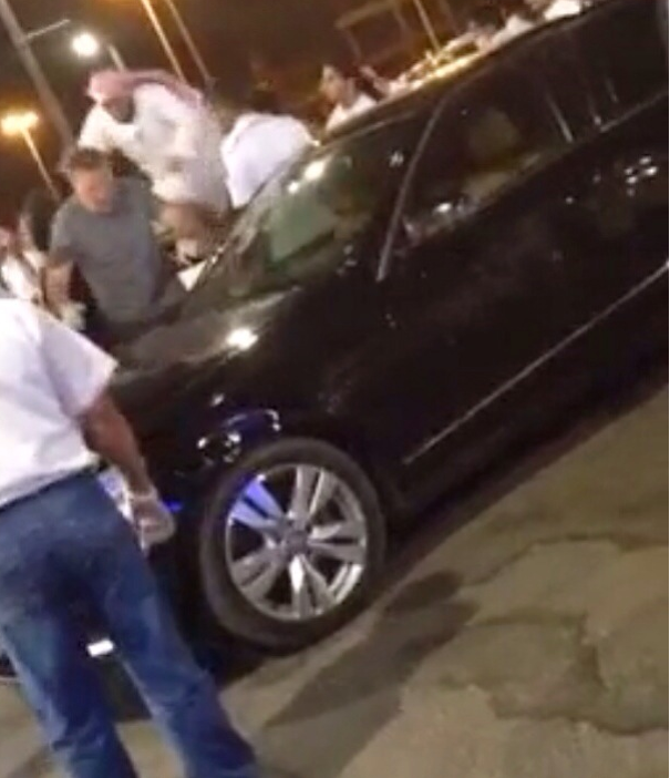 Saudi King's thugs assault British man and wife in Riyadh / Video